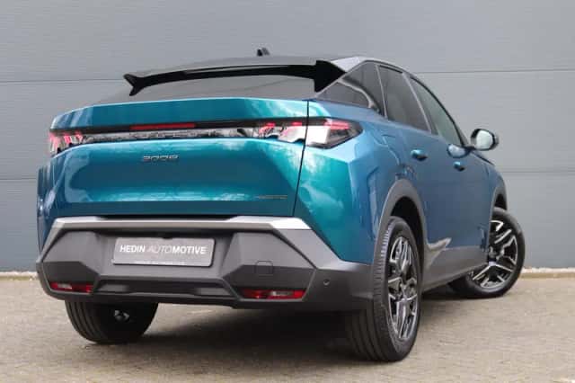 Peugeot 3008 (2025) thumbnail 2