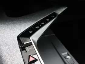 Peugeot 3008 (2025) thumbnail 10
