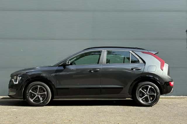 Kia Niro (2024) thumbnail 6
