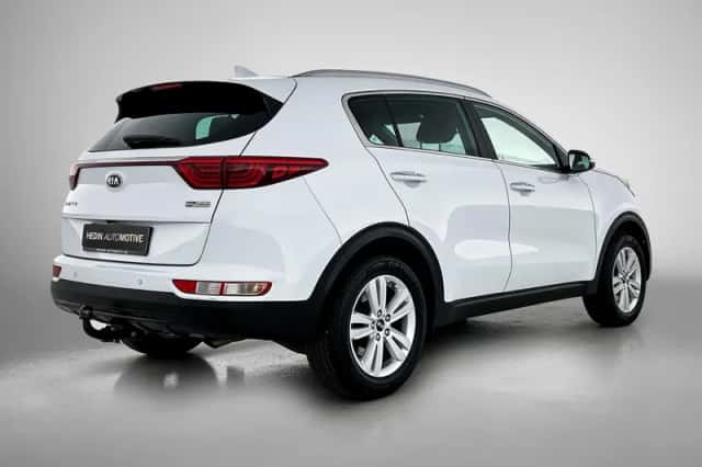 Kia Sportage (2018) thumbnail 2