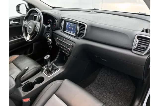 Kia Sportage (2018) thumbnail 23