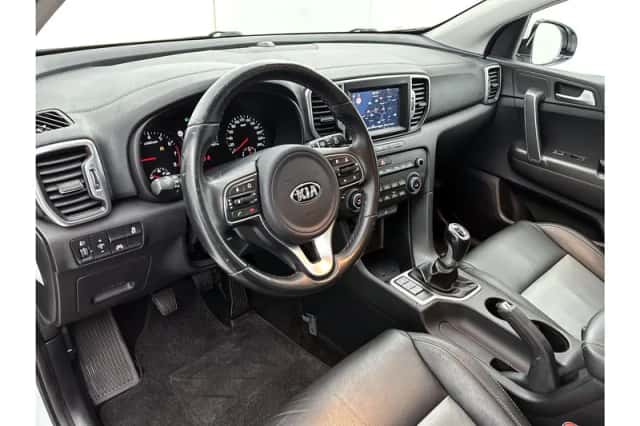 Kia Sportage (2018) thumbnail 24