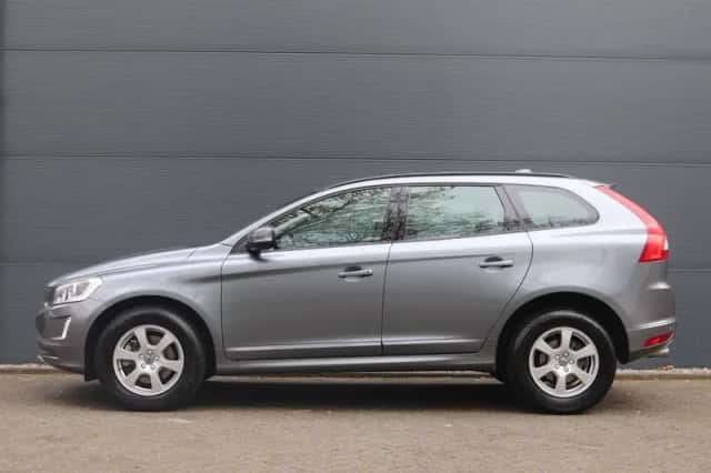 Volvo XC60 (2017) thumbnail 7