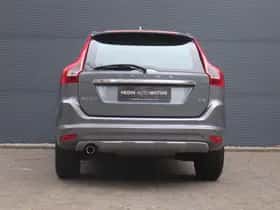 Volvo XC60 (2017) thumbnail 8