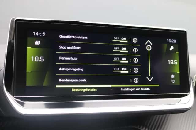 Peugeot 2008 (2020) thumbnail 14