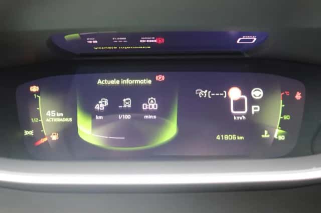 Peugeot 2008 (2020) thumbnail 18