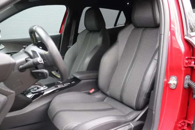 Peugeot 2008 (2020) thumbnail 21