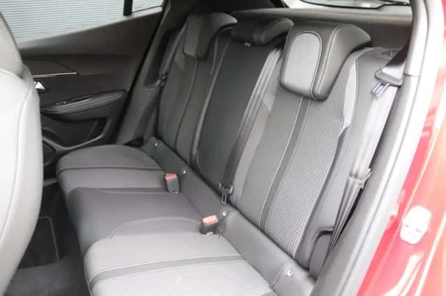 Peugeot 2008 (2020) thumbnail 22