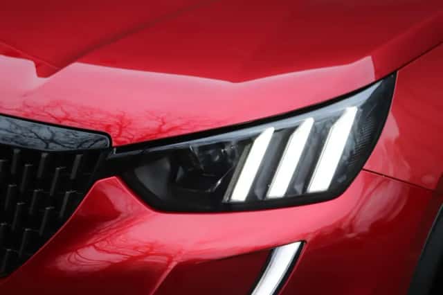 Peugeot 2008 (2020) thumbnail 24