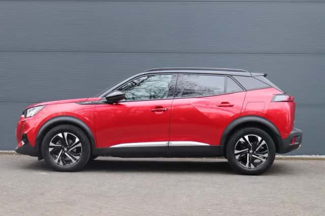 Peugeot 2008 (2020) thumbnail 8