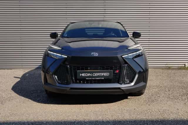 Toyota C-HR (2024) thumbnail 6
