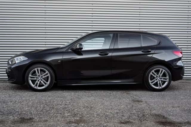 BMW 1-Serie (2022) thumbnail 3