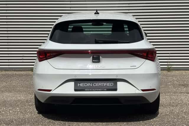 SEAT Leon (2021) thumbnail 6