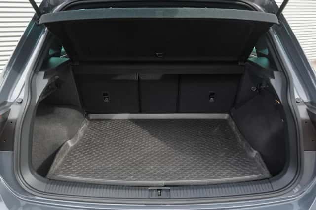 Volkswagen Tiguan (2021) thumbnail 10