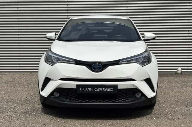 Toyota C-HR (2019) thumbnail 4