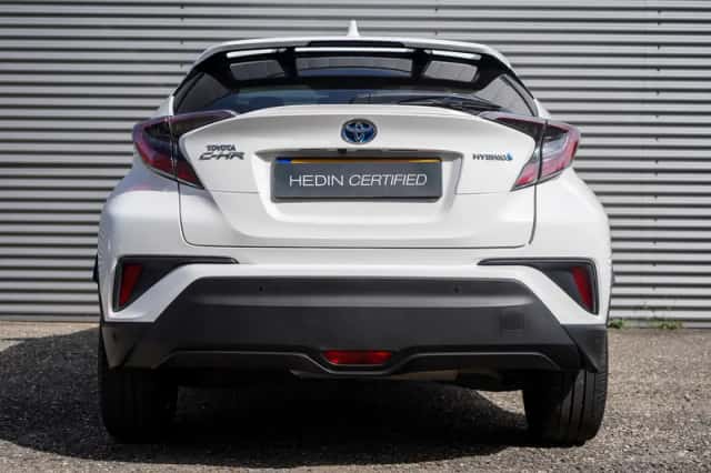 Toyota C-HR (2019) thumbnail 5