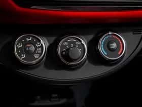 Toyota Yaris (2015) thumbnail 23
