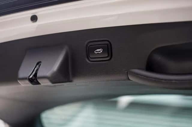 Kia Sportage (2023) thumbnail 11
