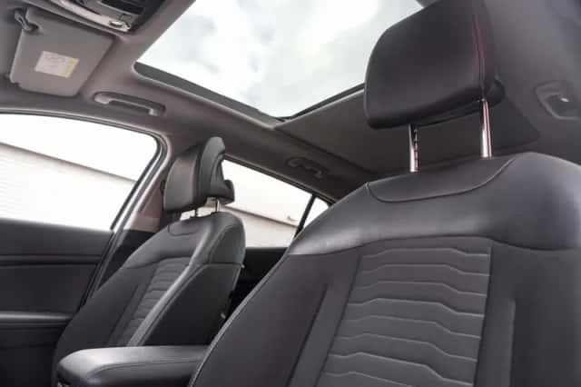 Kia Sportage (2023) thumbnail 17