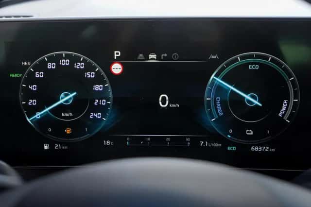 Kia Sportage (2023) thumbnail 18