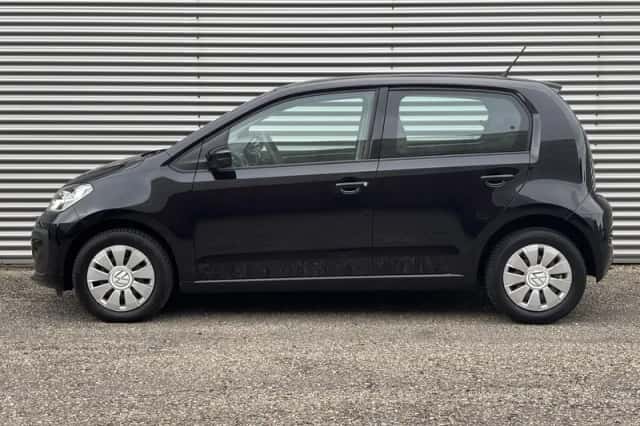 Volkswagen Up! (2019) thumbnail 5