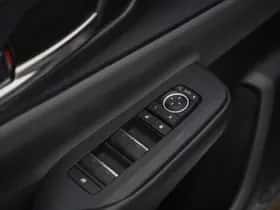 Toyota Prius (2025) thumbnail 15