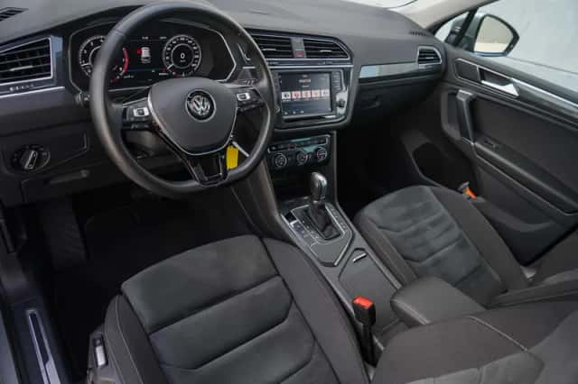 Volkswagen Tiguan (2016) thumbnail 11