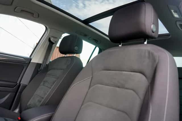 Volkswagen Tiguan (2016) thumbnail 16