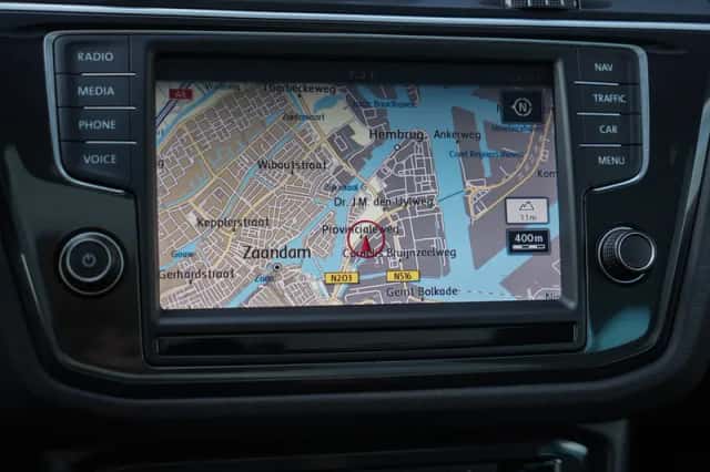 Volkswagen Tiguan (2016) thumbnail 20
