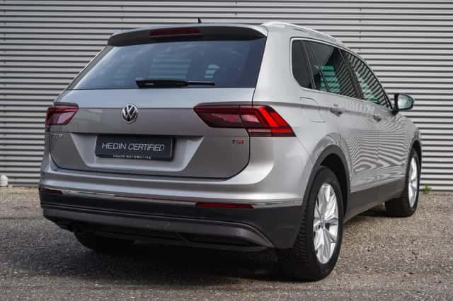 Volkswagen Tiguan (2016) thumbnail 6