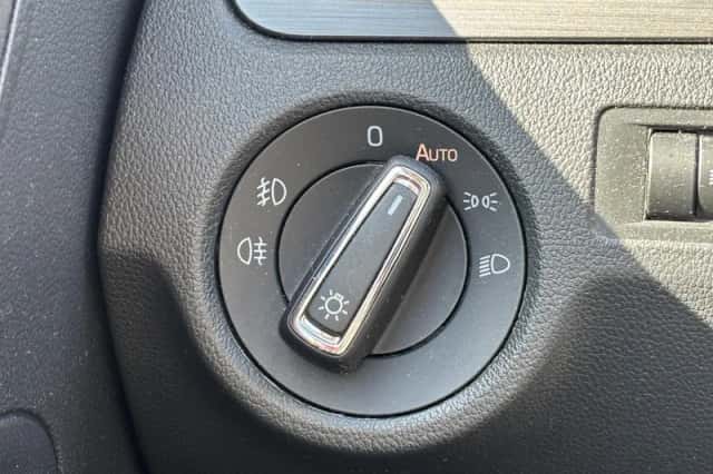 Škoda Rapid (2018) thumbnail 9