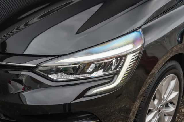 Renault Clio (2019) thumbnail 4