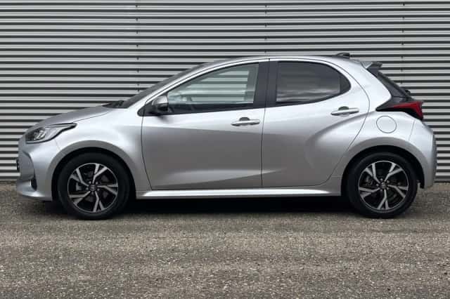 Toyota Yaris (2025) thumbnail 5