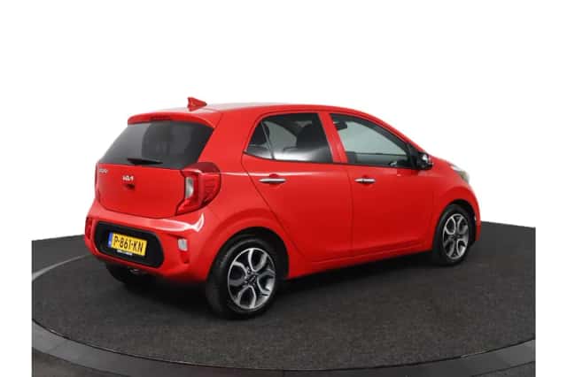 Kia Picanto (2022) thumbnail 2