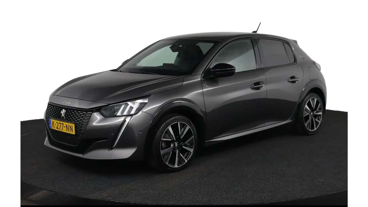 Peugeot 208 (2021) — foto 1