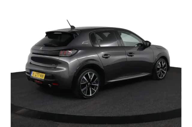 Peugeot 208 (2021) thumbnail 2