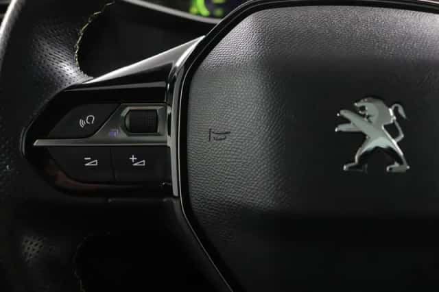 Peugeot 208 (2021) thumbnail 16