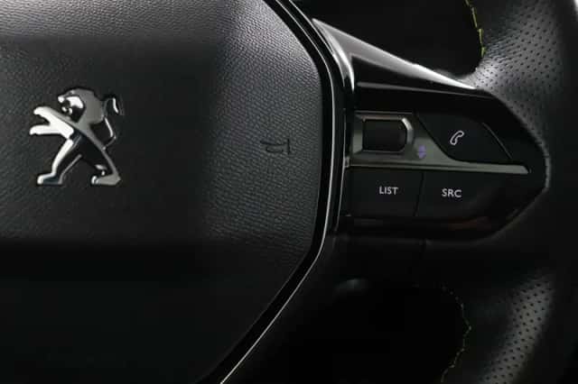 Peugeot 208 (2021) thumbnail 17