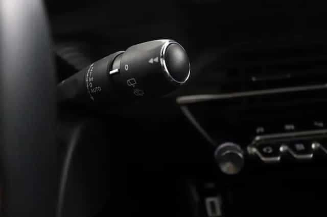 Peugeot 208 (2021) thumbnail 25