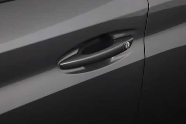 Peugeot 208 (2021) thumbnail 30