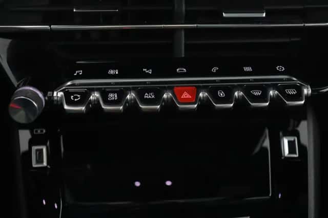Peugeot 208 (2021) thumbnail 49