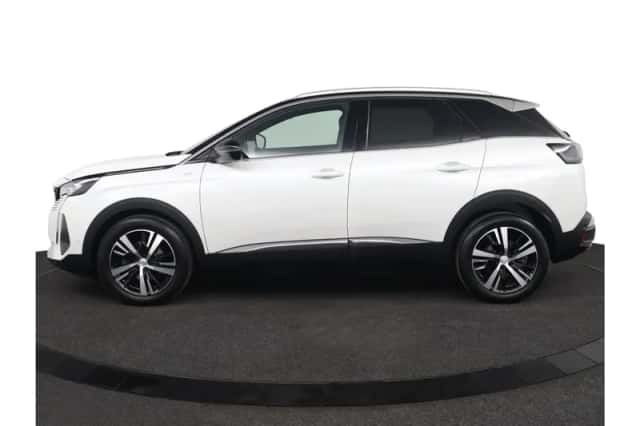 Peugeot 3008 (2021) thumbnail 3