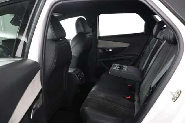 Peugeot 3008 (2021) thumbnail 6