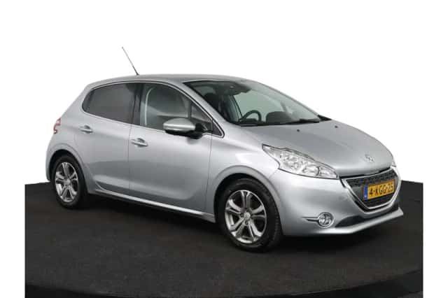 Peugeot 208 (2013) thumbnail 13
