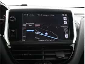 Peugeot 208 (2013) thumbnail 21