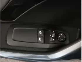 Peugeot 208 (2013) thumbnail 23