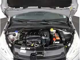 Peugeot 208 (2013) thumbnail 27