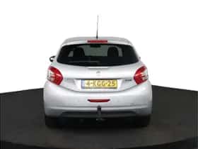 Peugeot 208 (2013) thumbnail 46