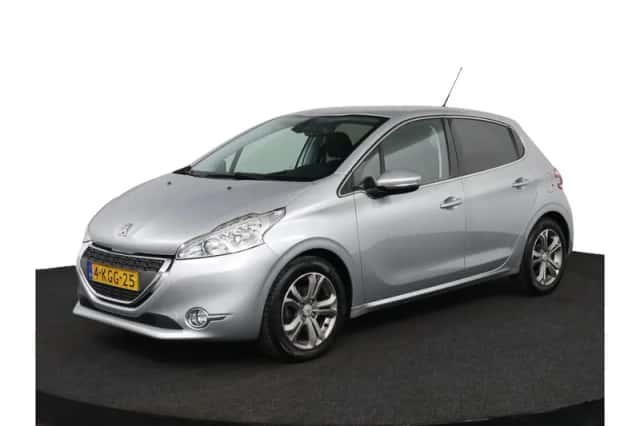 Peugeot 208 (2013) thumbnail 48