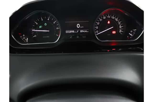 Peugeot 208 (2013) thumbnail 7